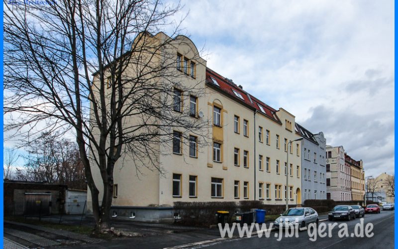 Ansicht mit Wohnumfeld