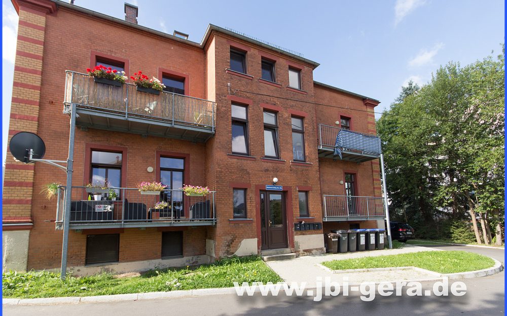 Schöne Dachgeschosswohnung zu verkaufen!