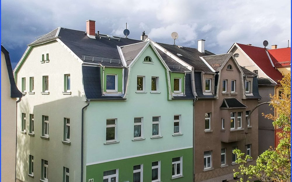 vollvermietetes Mehrfamilienhaus mit schönem Grundstück und Stellpätzen zu verkaufen