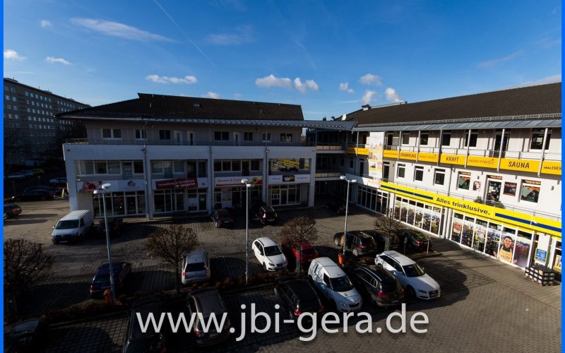 Linker Gebäudetrakt