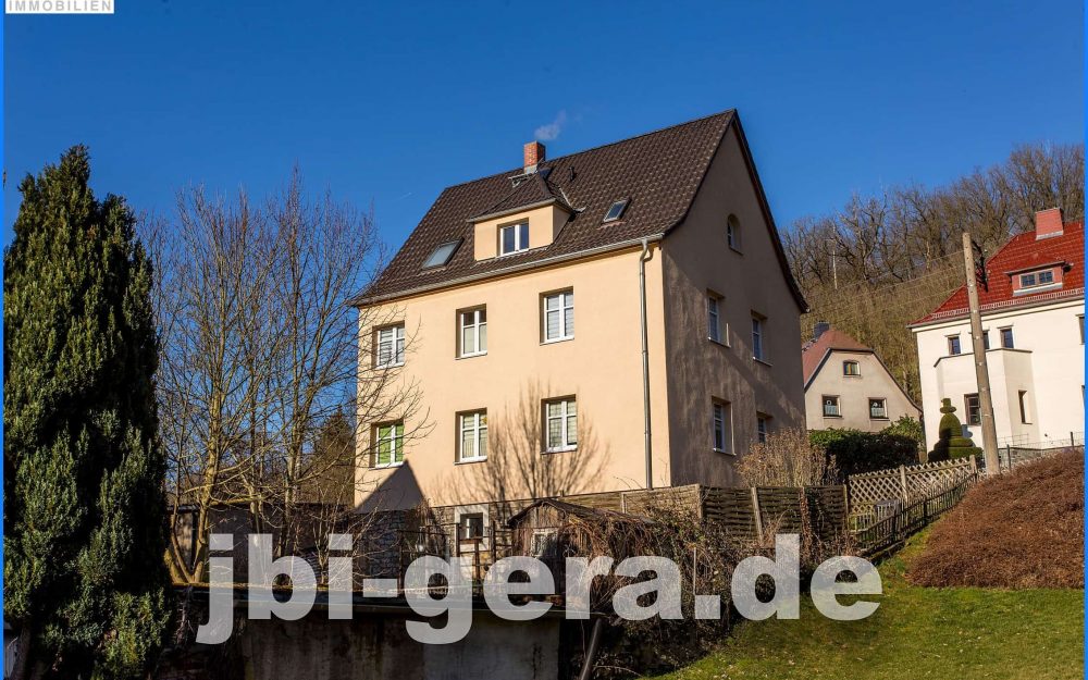 Freistehendes Mehrfamilienhaus mit Terrasse, Garage in Gera – Ruhige Lage