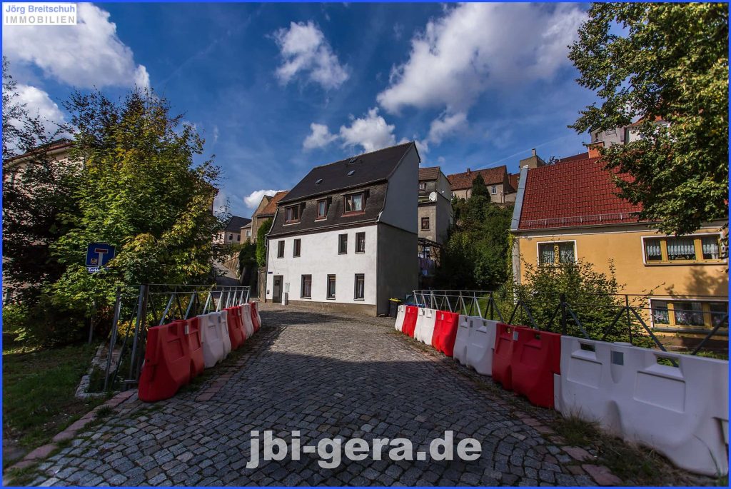 ***Renditekracher: 9,86 *** Mehrfamilienhaus in Ronneburg zu verkaufen