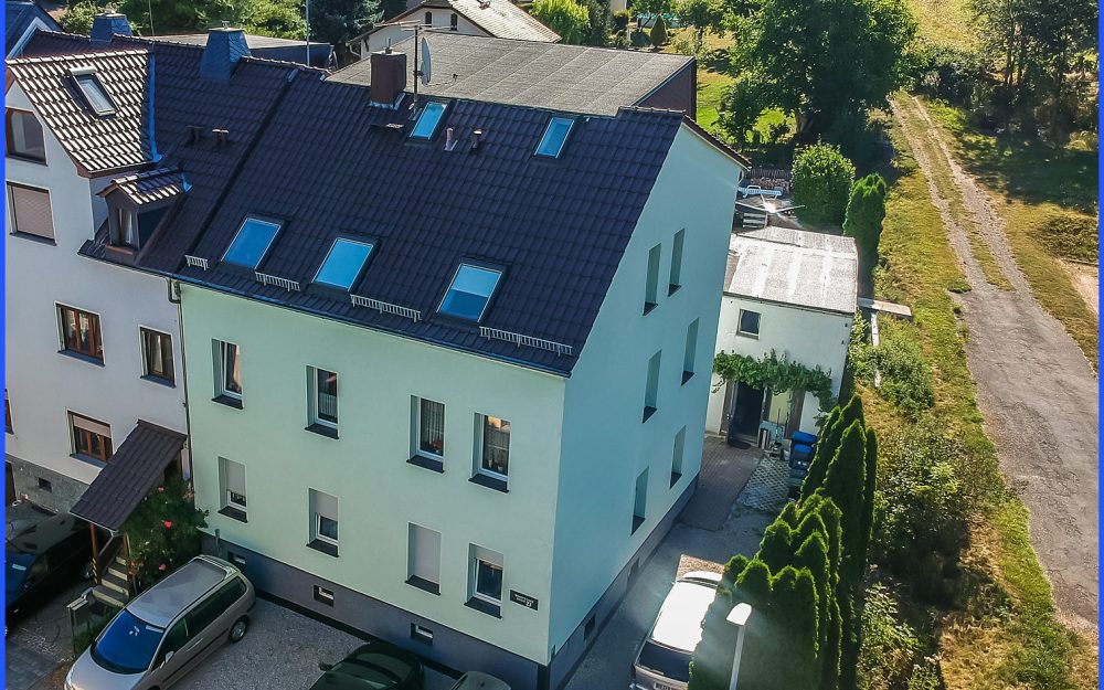 Mehrfamilienhaus in Top Qualität + ruhiger Lage zu verkaufen.