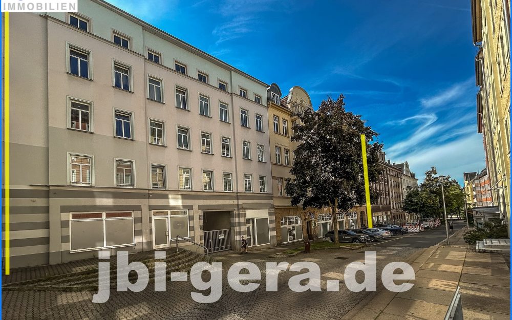 Vier prachtvolle Wohn- und Geschäftshäuser im Zentrum der Hochschulstadt Gera zu verkaufen.