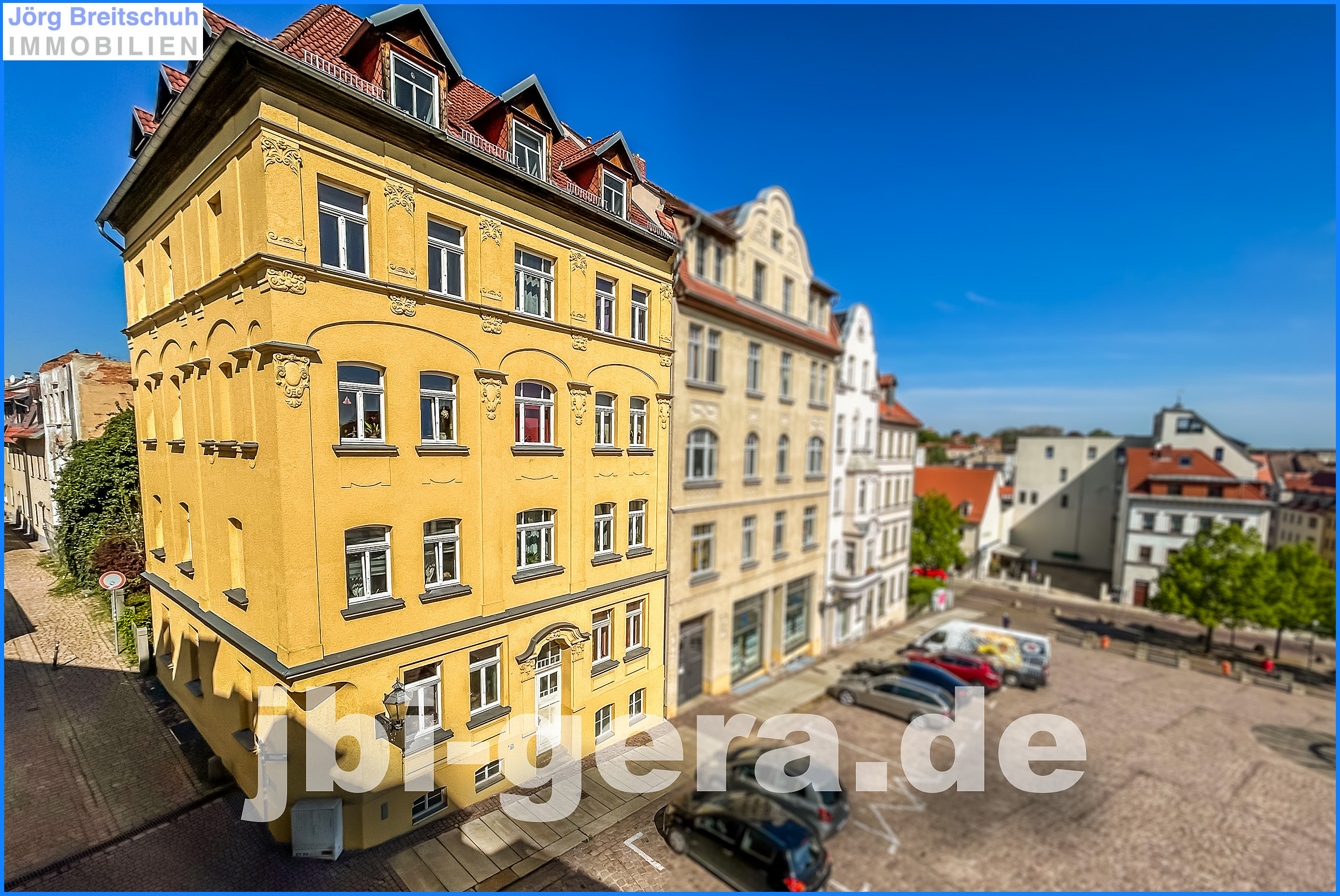 Elegantes MFH mit Balkonen, Terrassen/ Dachterrasse