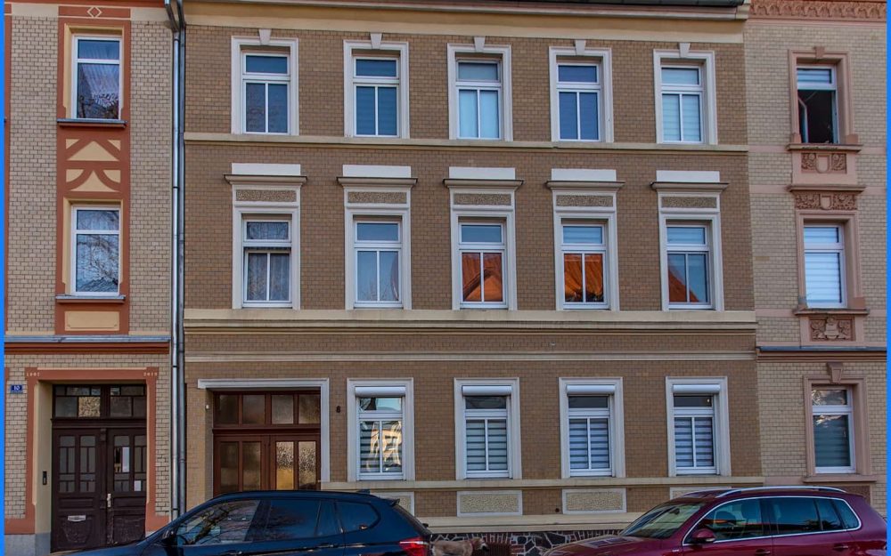 6 Familienhaus mit 4 Balkonen in der Hochschulstadt Gera zu verkaufen