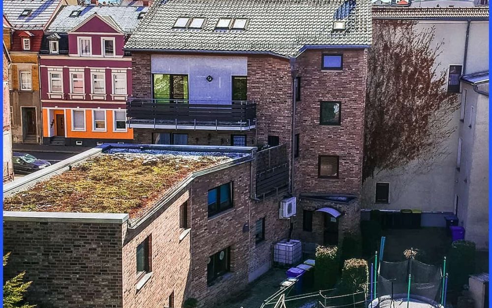 Wohn- und Geschäftshaus Neubau aus 1995 zu verkaufen