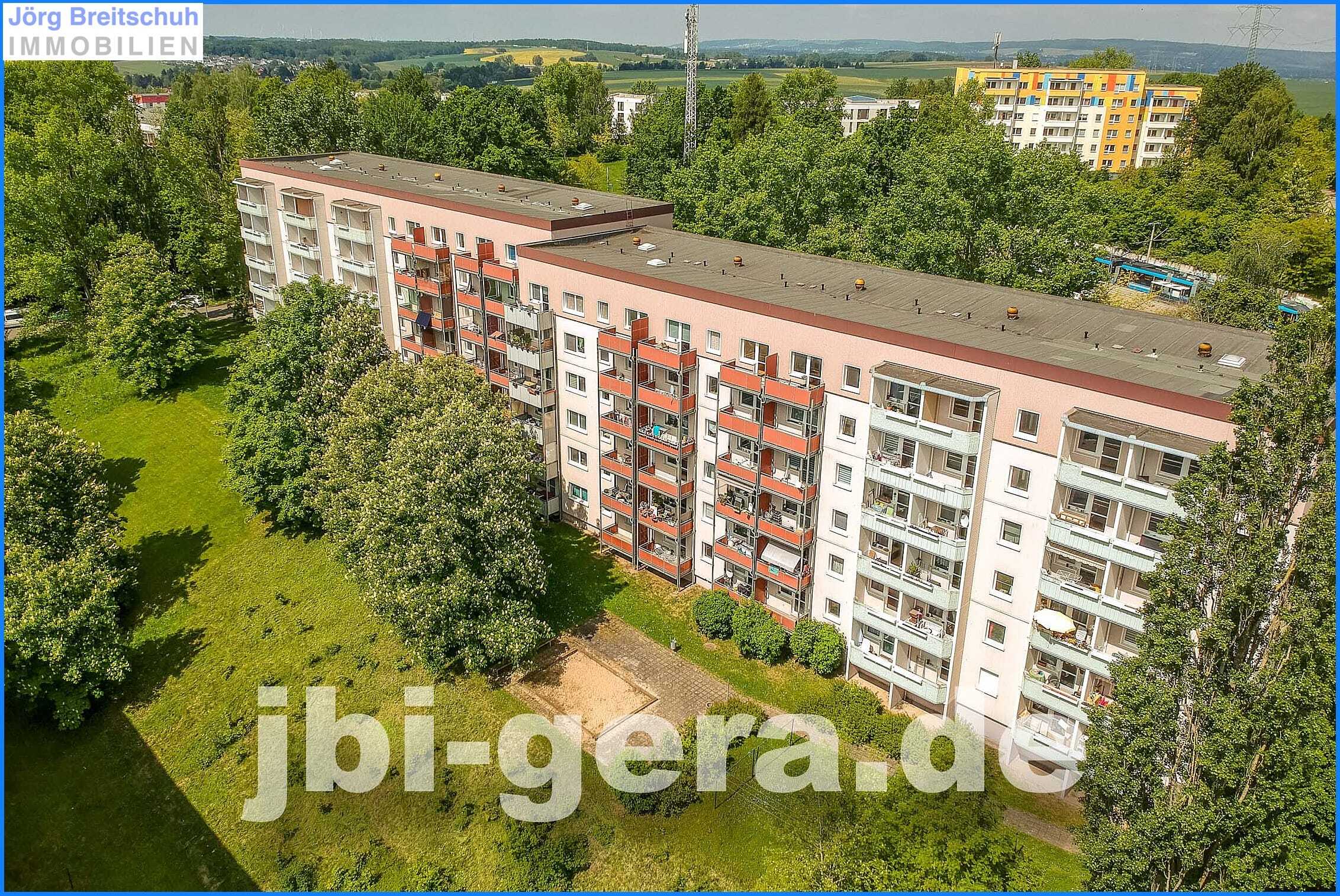 Top gepflegte Wohnanlage mit Balkonen, gutes Mieterklientel, Fernwärme, Energiewert B 66 kWh (qm*a)