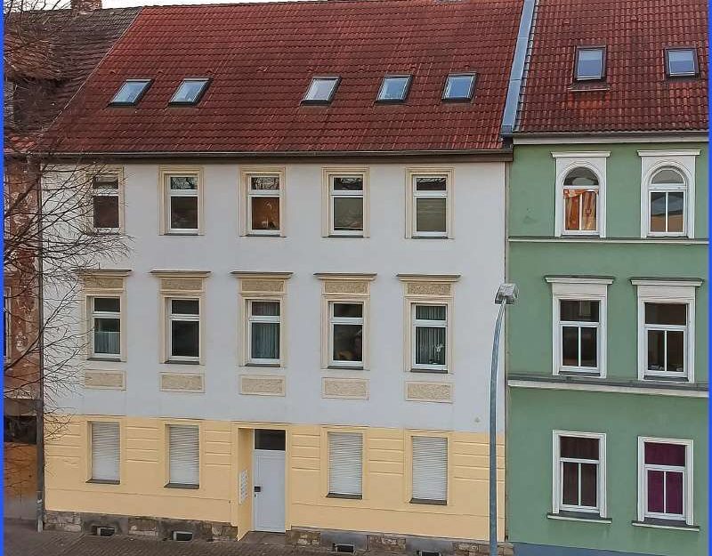 7 Familienhaus mit Restarbeiten im EG, inklusive  diversen Baumaterial zu verkaufen!