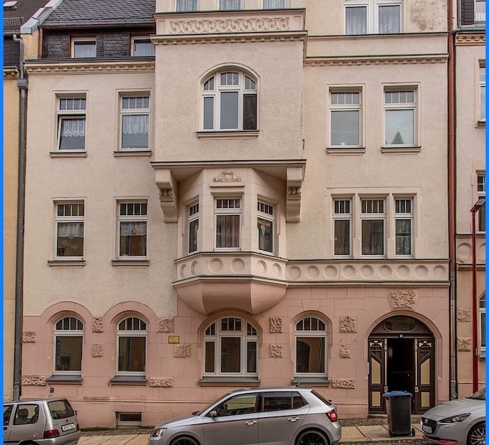 Kulturdenkmal MFH, 7 Wohneinheiten, und neuer Heizung 2025 IST Rendite 8,28 % zu verkaufen