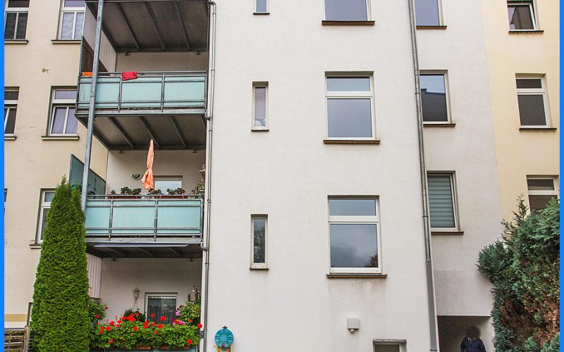 Rückansicht mit Balkonen