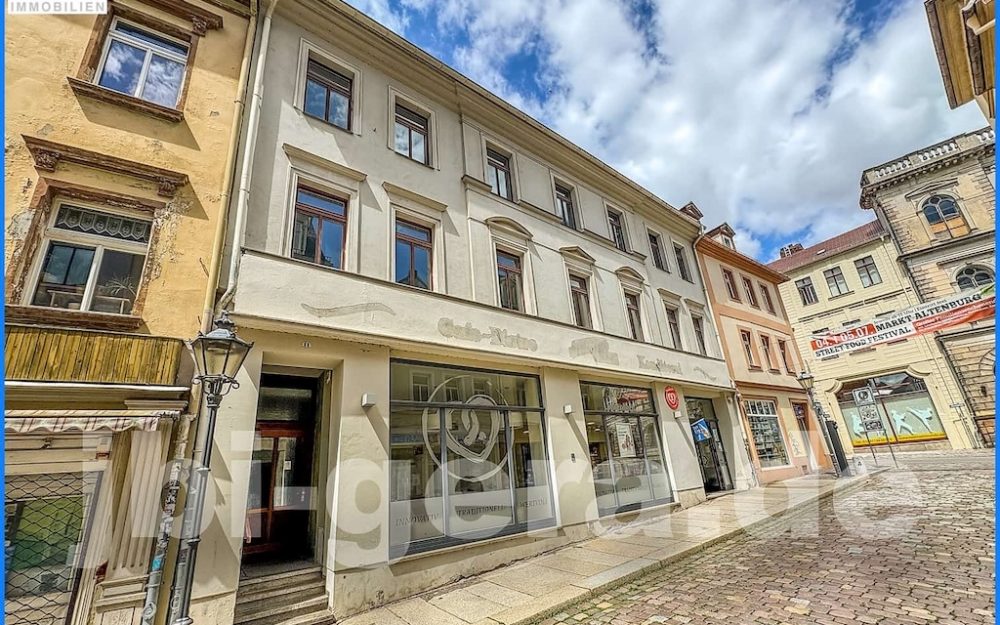 Altenburg-Zentrum: Renditestarkes Wohn- & Geschäftshaus mit Terrasse