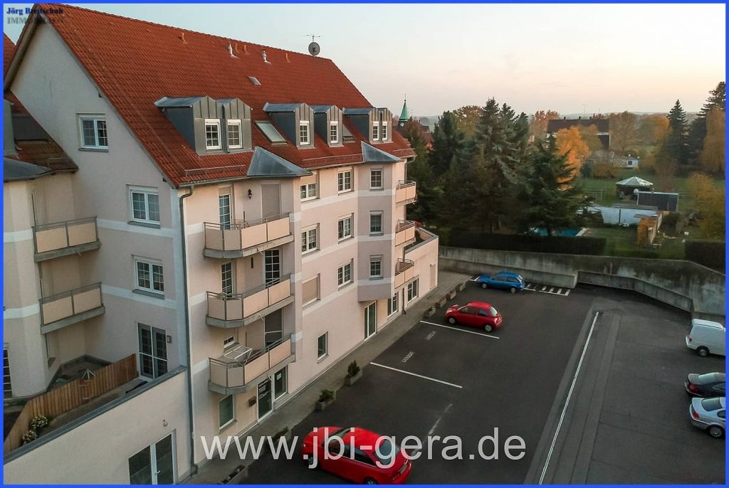 Rendite im Grünen: Solide 2-ETW mit Balkon, Fernwärme & absoluter Ruhegarantie Rendite im Grünen: Solide 2-ETW mit Balkon, Fernwärme & absoluter Ruhegarantie